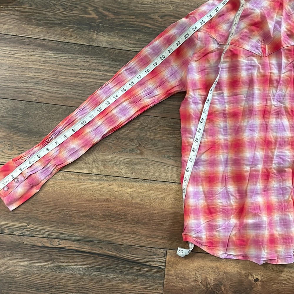 Wrangler button up - Picture 4 of 6
